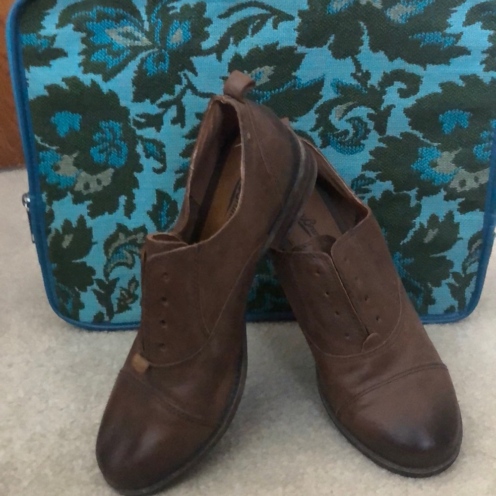 Lucky brand shoes